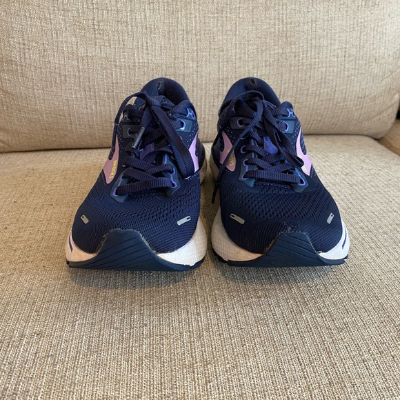 Brooks Adrenaline GTS 22 purple yellow running shoes size women's 8 spring hike - Picture 4 of 9